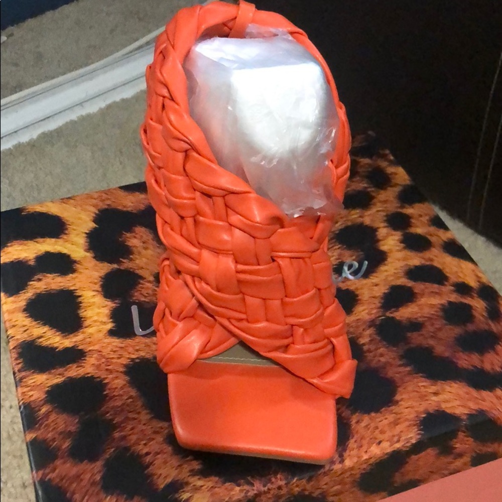 Shoes - Picture 2 of 2
